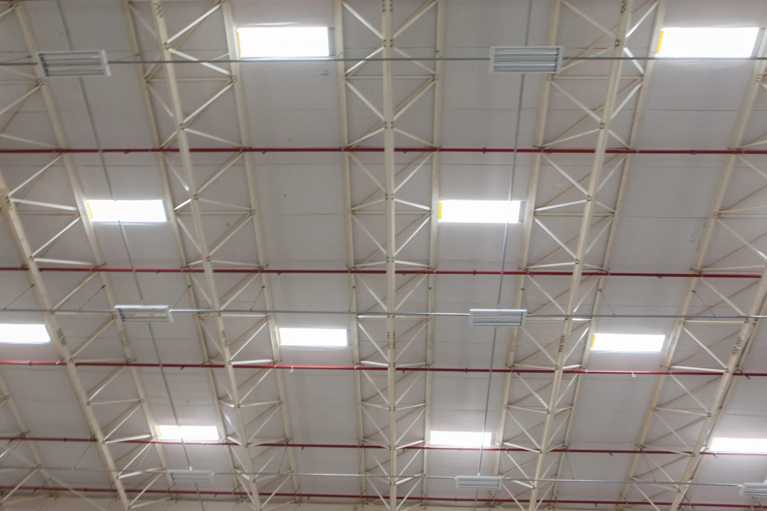 Iluminação zenital_sprinklers_isolamento termo acustico